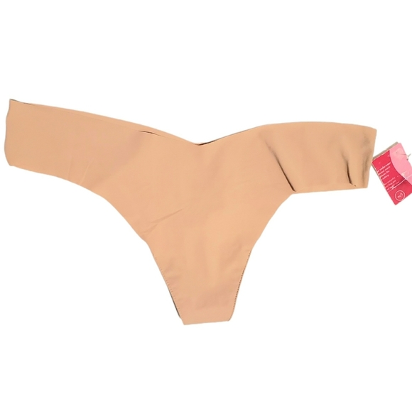 Commando Better Than Nothing Solid Thong |Cream - Picture 3 of 7